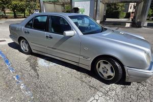 Mercedes e200 kompressor 99 gpl