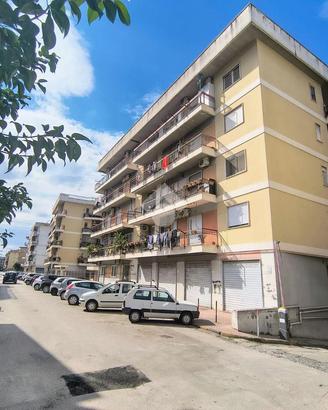 3 LOCALI A POMIGLIANO D'ARCO