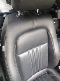 interni pelle di 159 station wagon