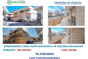 Tre vani e accessori con terrazzo a livello