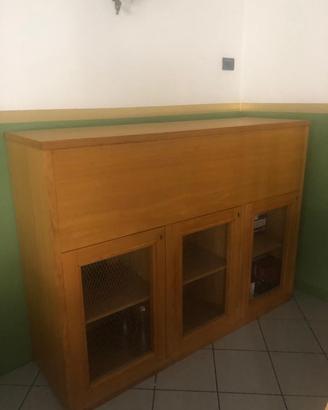 Mobile rivestito in rovere naturale