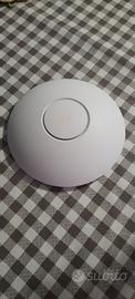 access poin Ubiquiti UniFi AP AC LR