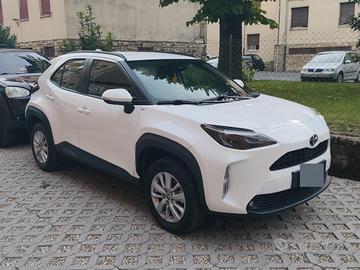 Toyota Yaris cross in garanzia 