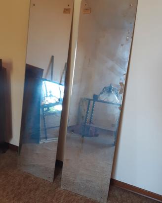 specchi lunghi da armadio 