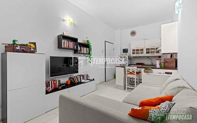 Bilocale Ristrutturato ed arredato M4 Bolivar