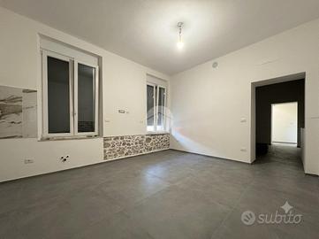 3 LOCALI A MONTECHIARUGOLO