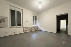 3 LOCALI A MONTECHIARUGOLO