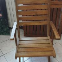 Tavolo e sedie da esterno