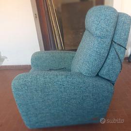 Poltrona motorizzata alzapersona