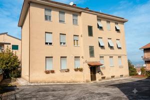 Appartamento con cantina