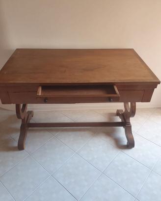 Scrivania stile siciliano 800