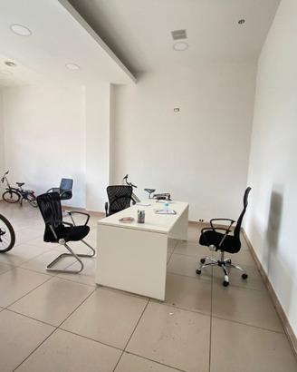 Locale 50MQ con Agibilità FL296