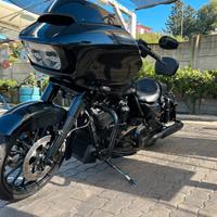 Road Glide Special Vivid Black 114