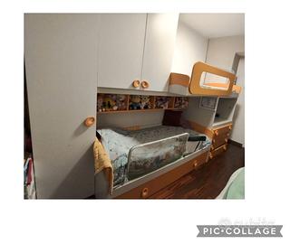 Cameretta e mobile vetrina,prezzo ribassato