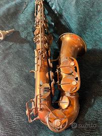 Sassofono mengar vintage