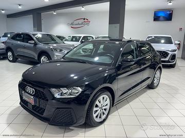 AUDI A1 SPB 30 TFSI S tronic Identity Black