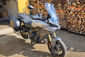 Moto Yamaha Tracer 9 gt 2025