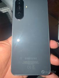 telefono  Samsung Galax a57