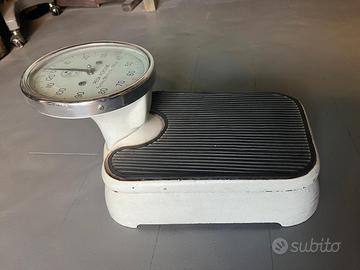 bilancia pesapersona vintage ferro anni 50/60
