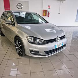 Volkswagen Golf 1.6 TDI DSG 5p. Highline BlueMotio