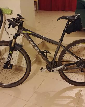 Scott Scale 950 29