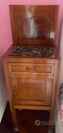 Comodino antico in legno stile liberty