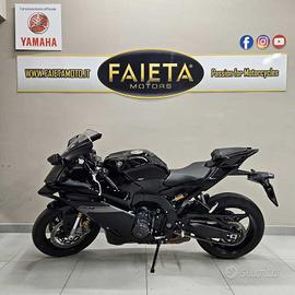 Yamaha YZF R9 - 2025