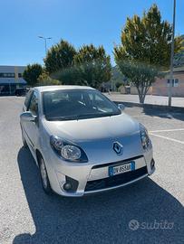 Renault Twingo 1.5 dCi 64 CV – Distribuzione fatta