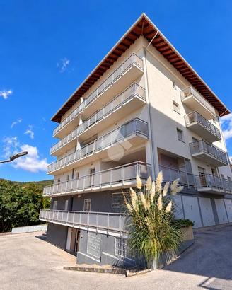 4 LOCALI A L'AQUILA
