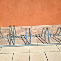 Rastrelliera portabici modulare 5 posti (3+1+1)