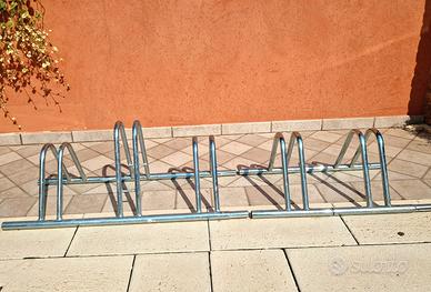 Rastrelliera portabici modulare 5 posti (3+1+1)