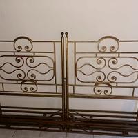 Coppia testiere letto singolo in ferro dorato