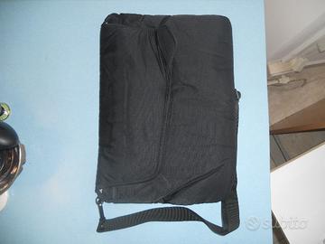 Borsa porta computer laptop marca Tucano