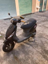 Piaggio zip 50