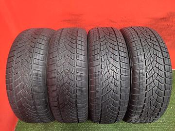 215 60 17 Gomme Invernali 80/95% GoodYea 215 60R17