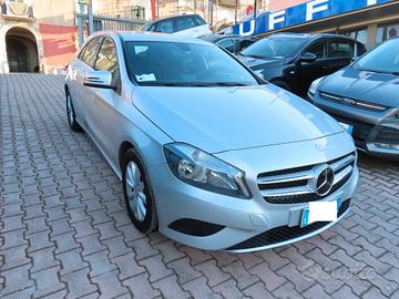 Mercedes CLASSE A 180 CDI CON SOLO 98.000 KM