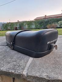 Sella conservata Vespa Primavera Et3 con serratura