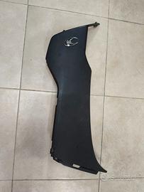 USATO 00164661NEP FASCIONE ANTERIORE DX KYMCO AK 5