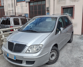 Lancia phedra 2.2jtd 8posti gancio traino