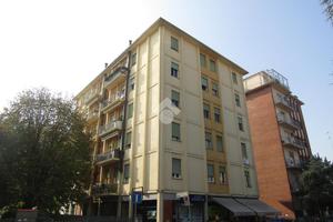 3 LOCALI A PARMA