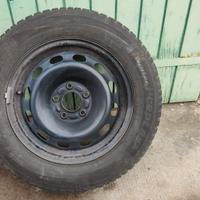 Cechi in ferro e gomme invernali