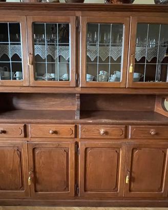 Sala in legno massello