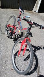 mountain bike (MTB) full suspension (biammortizzat