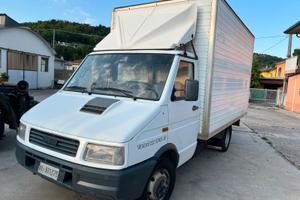 Iveco dely 35.10