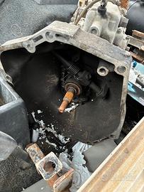 CAMBIO DAHIATSU FEROZA MOTORE DAIHATSU-HD AN. 1997