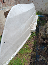 Galleggianti catamarano