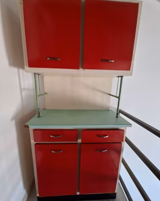 Cucina anni 70 legno massello  da ristrutturare
