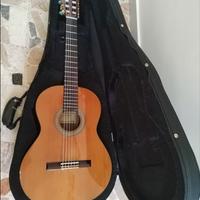 chitarra classica Alhambra 4n 