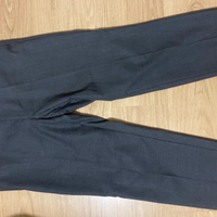 pantaloni eleganti leggermente baggy completo