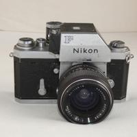 nikon F